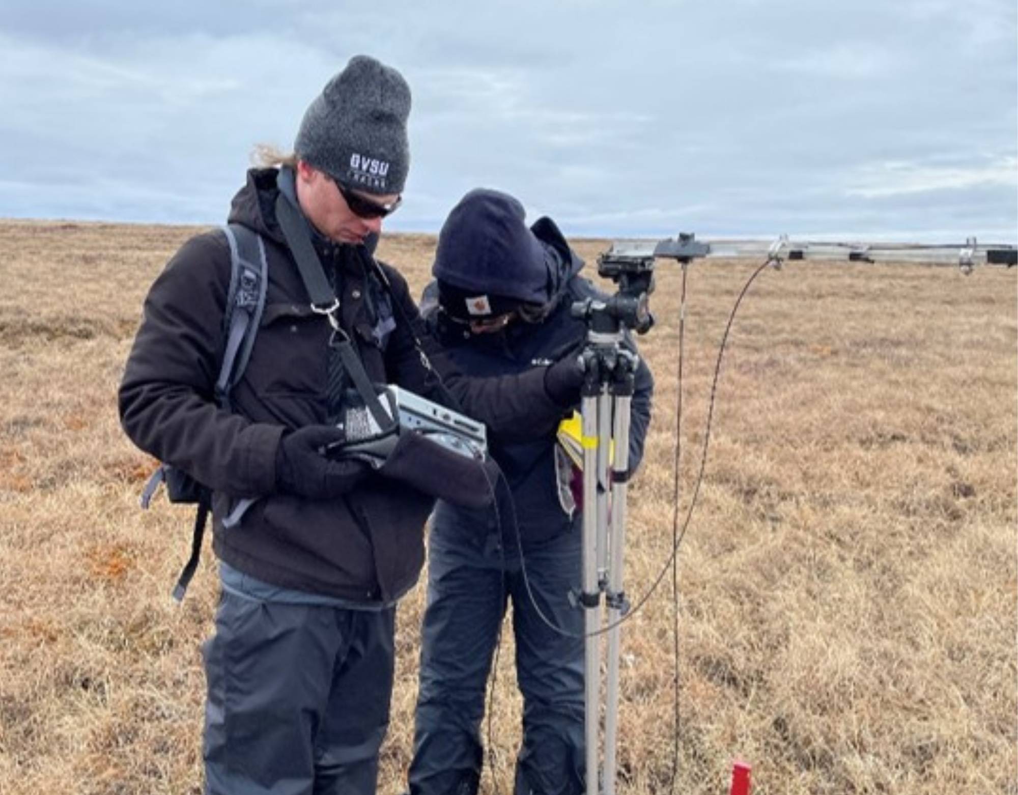 Justin and Marianna take reflectance measurements